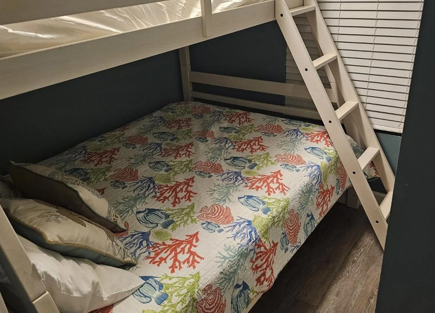 Shores Of Panama 314 - 1 Bdbunks, Sleeps 6, Same Level Parking, Free Fun! Condo Panama City Beach Apartment